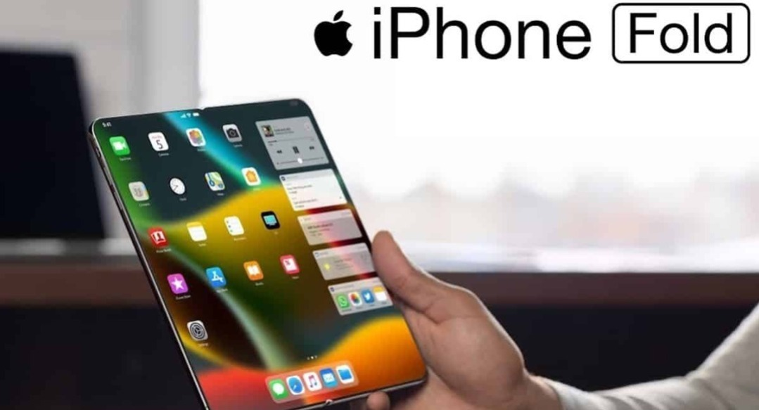 A foldable iPhone may be able to shut itself to protect the screen if it's dropped