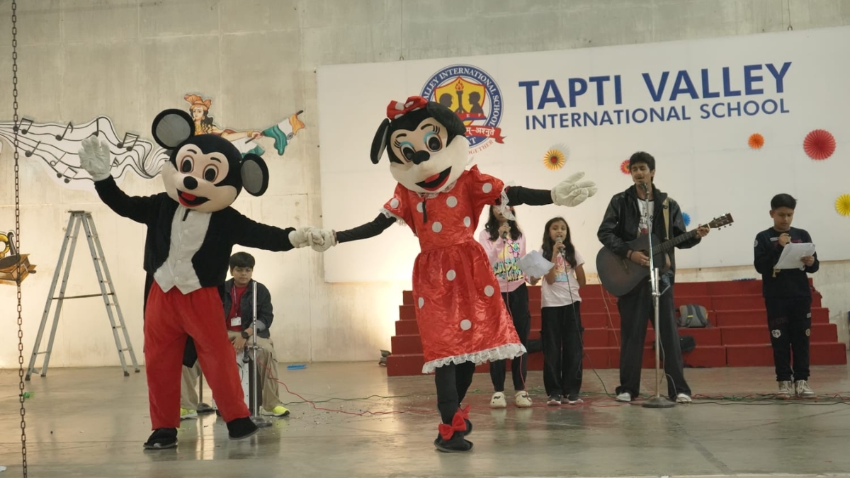 Surats Tapti Valley International School Rings in 2026 With an Unforgettable Carnival Celebration