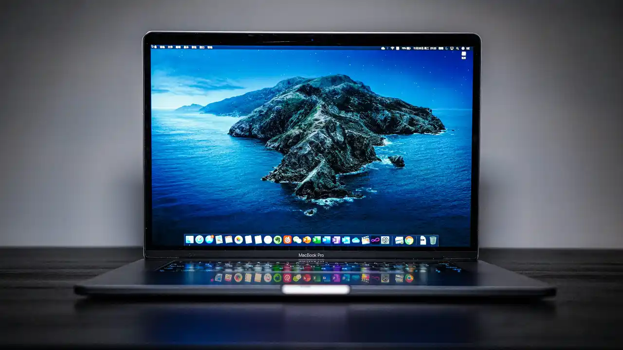 MacBook Pro M5 Timeline Signals Apple’s Next Performance Cycle