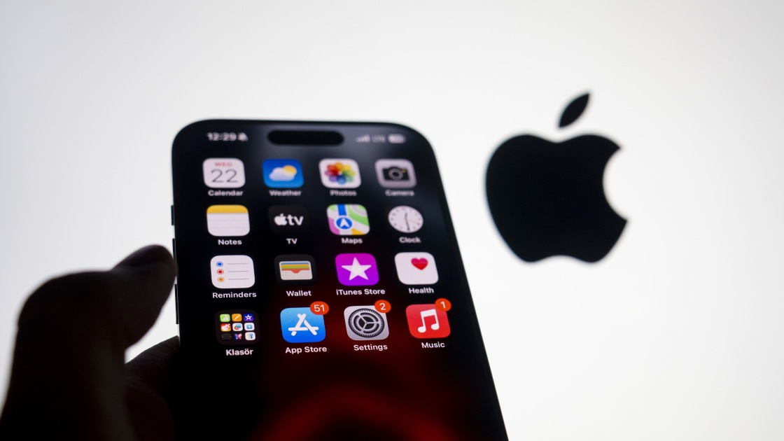 Apple Warns Hundreds of Millions of iPhones Exposed to Active WebKit Exploit