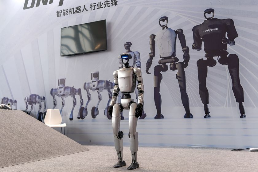 China to Showcase Humanoid Robots at Spring Festival Gala in AI Push