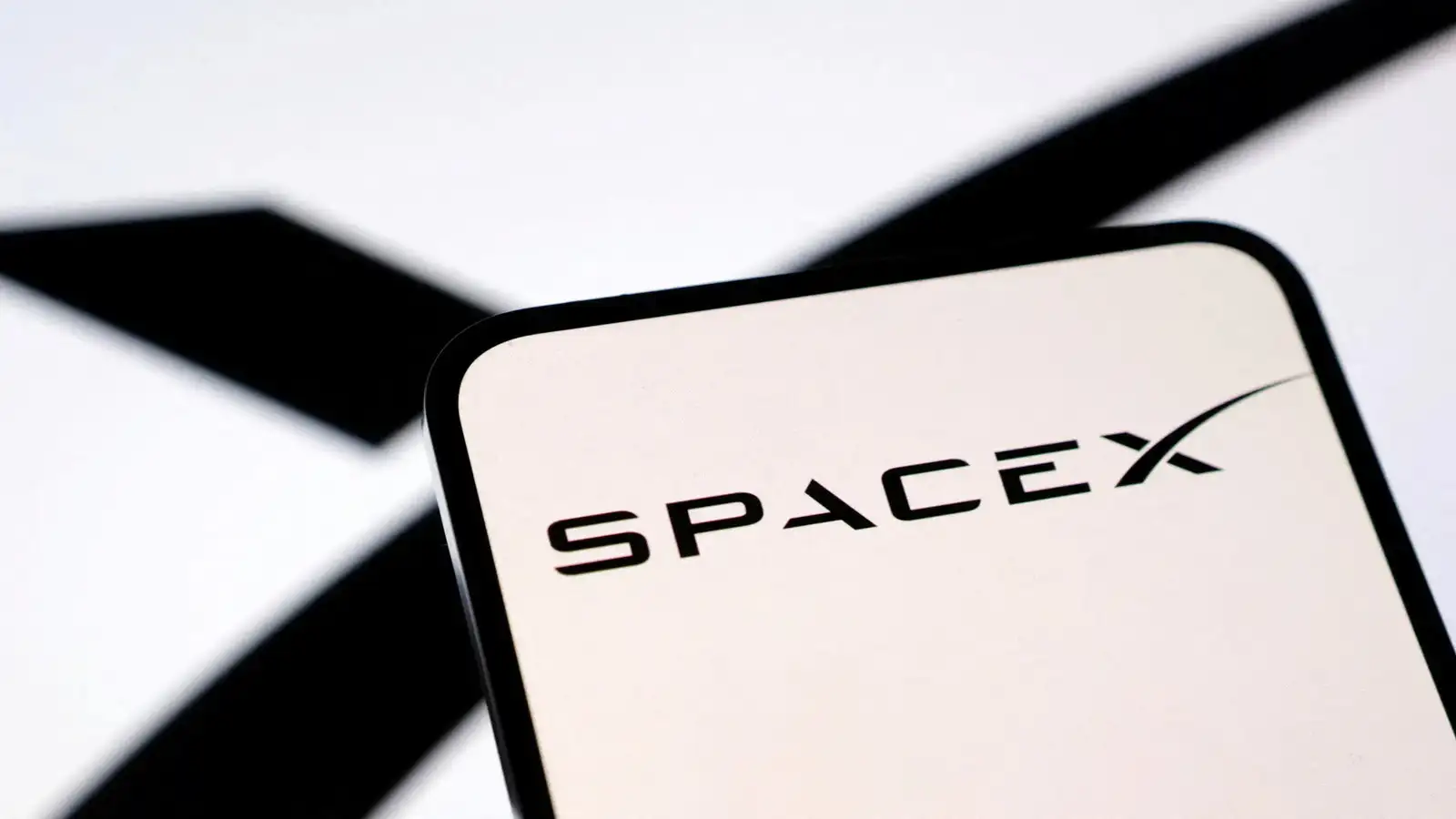 SpaceX to Compete in Pentagon Drone Program