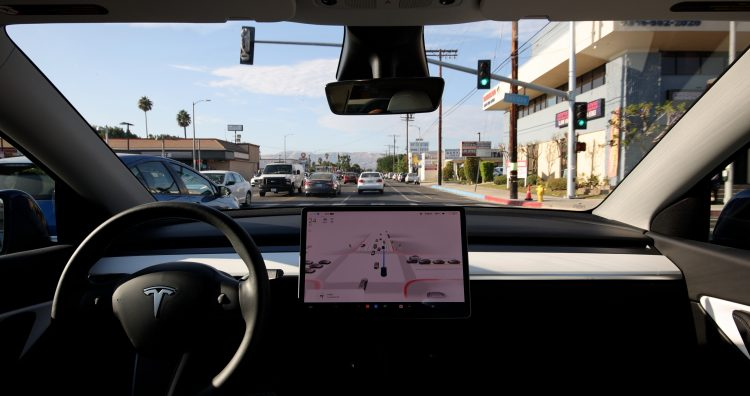 Tesla Robotaxis Linked to 14 Crashes in Austin