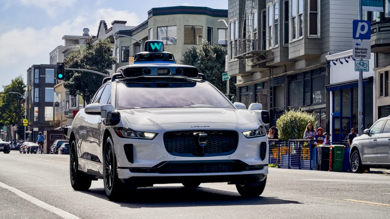 Uber faces scrutiny as Waymo, Tesla intensify AV threat